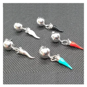 Monorecchino argento con Ciondolo Porta Fortuna "Ida Miceli DNY"